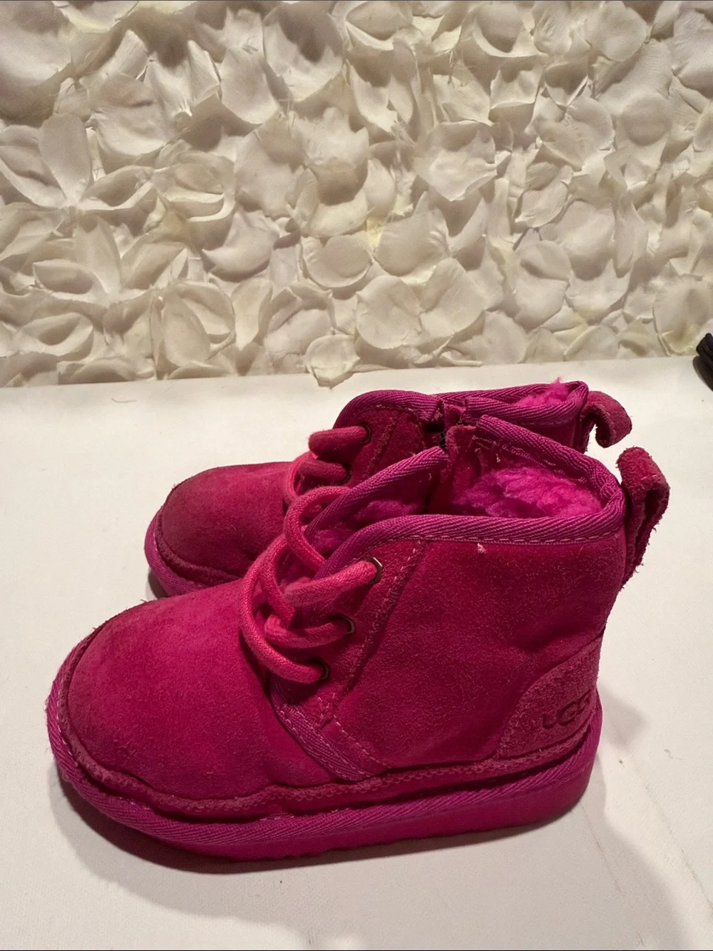 UGG Kids Bright Pink Suede Lace-Up Boots
